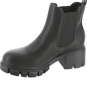 Black MIA Chelsea Boots